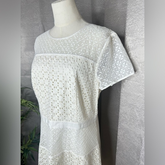 NWT Banana Republic Short Sleeve Eyelet Midi Dress Ivory Sz 14 - Picture 4 of 11